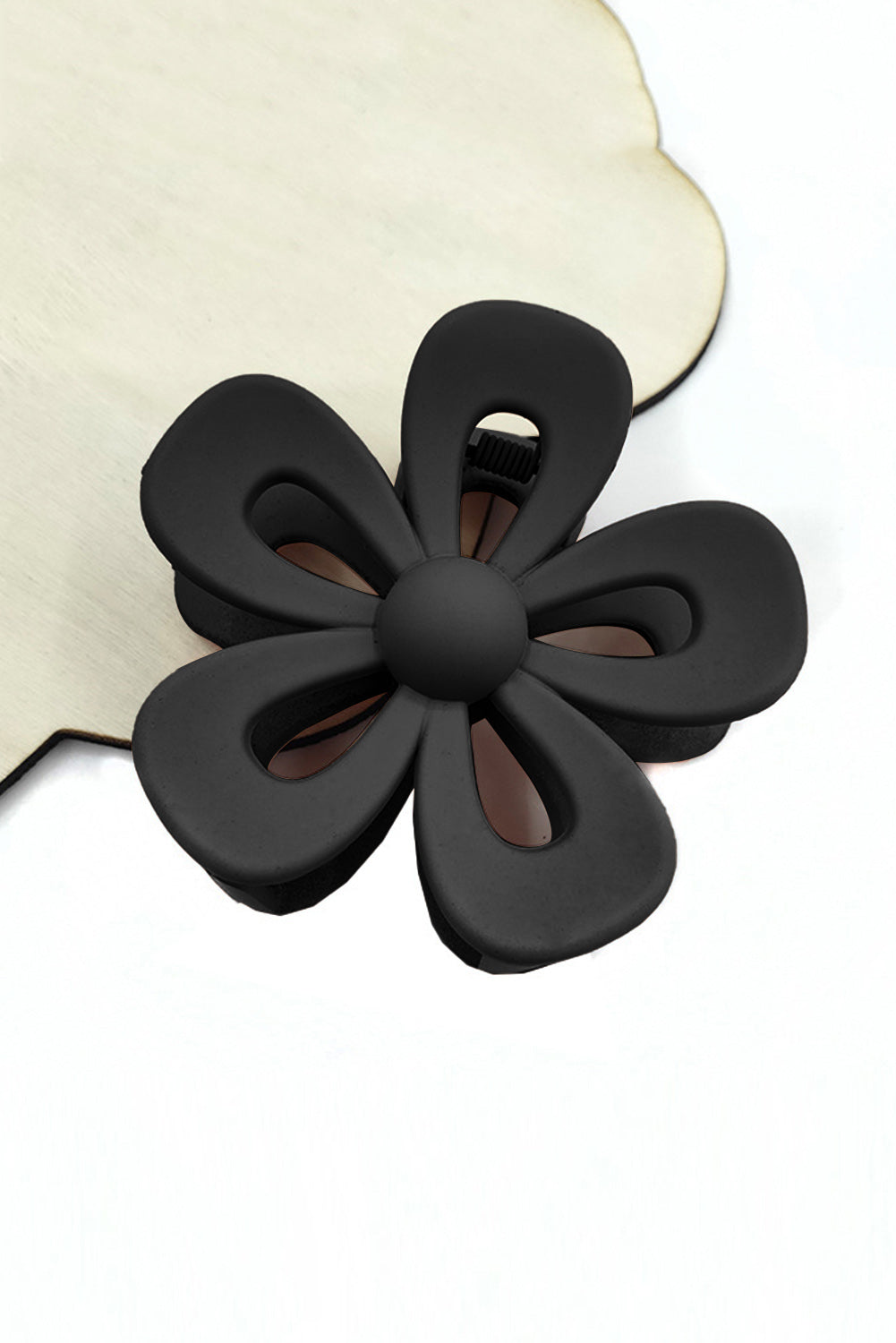 Black Sweet Hollowed Flower Shape Claw Clip